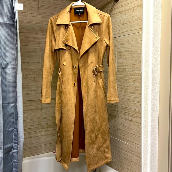 Jackets & Blazers - Tan Trench coat
